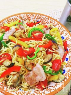 簡単♪カラフル夏野菜の塩焼きそば-レシピのメイン写真