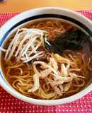 手作りスープの醤油ラーメン。ササミで！