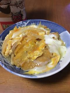 ひとりご飯＊コロッケ丼。 by きいのこ。 【クックパッド】 簡単