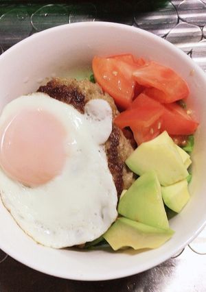 豆腐ハンバーグでロコモコ風-レシピのメイン写真