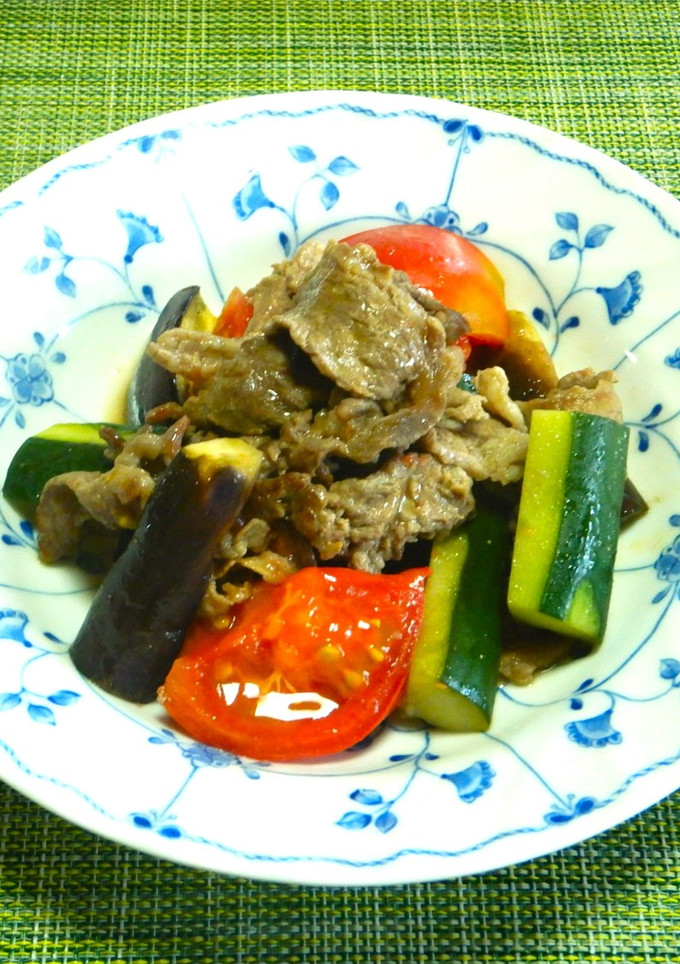 牛肉と夏野菜の黒酢さっぱり炒め・暑い日に-レシピのメイン写真