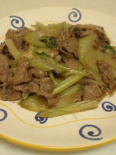 牛肉とセロリのオイスターソース炒め-レシピのメイン写真