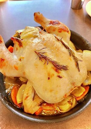 丸鶏のローストチキン-レシピのメイン写真