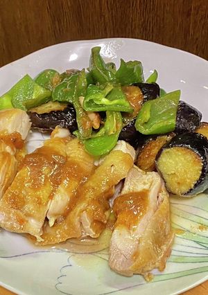 鶏もも肉と茄子＆ピーマンの梅肉焼き-レシピのメイン写真