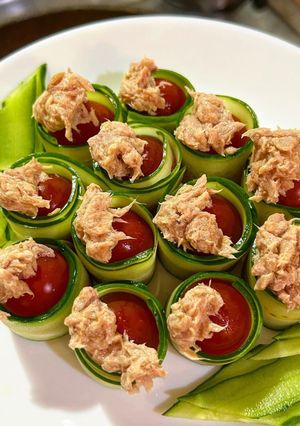簡単野菜前菜！プチトマトとツナの胡瓜巻き-レシピのメイン写真