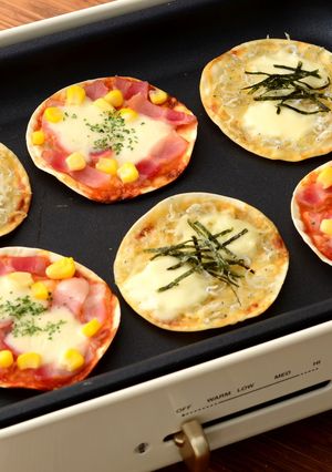 ホットプレートで♪モッツァレラのミニピザ-レシピのメイン写真
