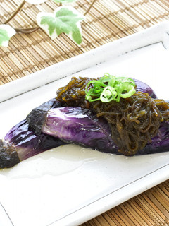 茄子焼きに味付けもずくをかけて-レシピのメイン写真