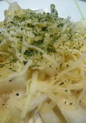 長芋のガーリック炒め～チーズをのせて～-レシピのメイン写真