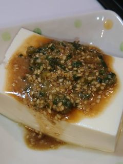 簡単!豆腐の旨い食べ方☆ごまわさび冷奴♪-レシピのメイン写真