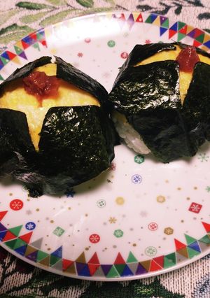 海苔と卵と梅干しのお花見おむすび-レシピのメイン写真