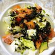 サーモンとアボカドと豆腐のサラダ