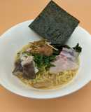 塩分控えめのマハタの魚介だし醤油ラーメン