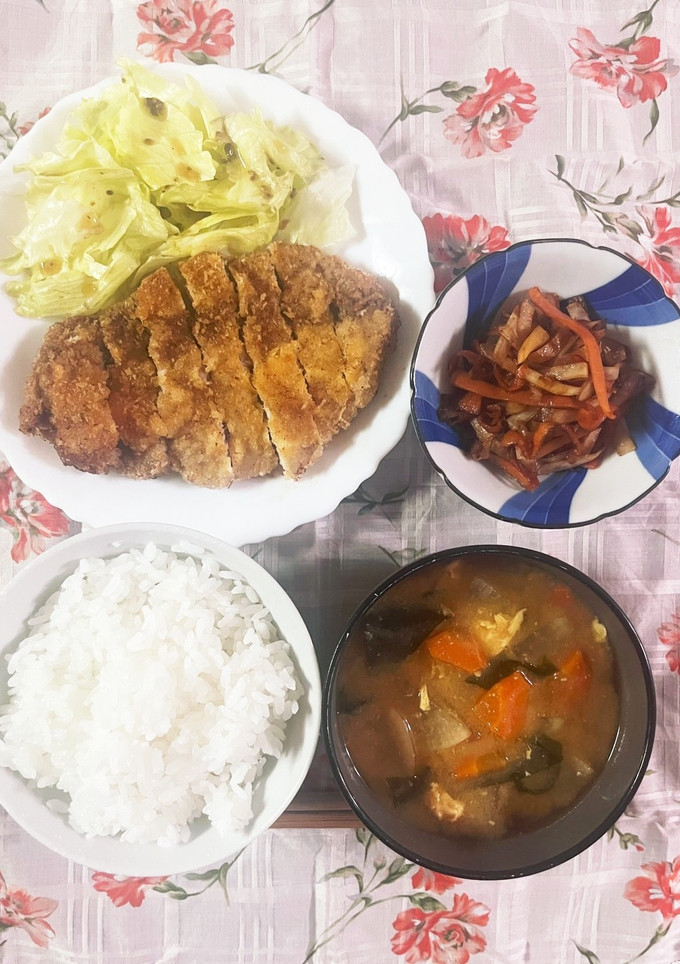 大根とにんじんの皮のきんぴら-レシピのメイン写真