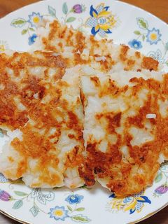 えびとはんぺんのれんこんもちもち焼き-レシピのメイン写真