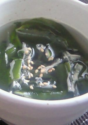 すぐ食べれる☆海草スープ-レシピのメイン写真