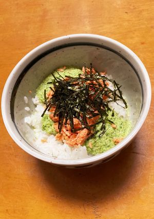 鮭のマヨきゅうり和え丼-レシピのメイン写真
