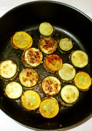 ズッキーニはさみ焼き♪にきびに簡単薬膳-レシピのメイン写真