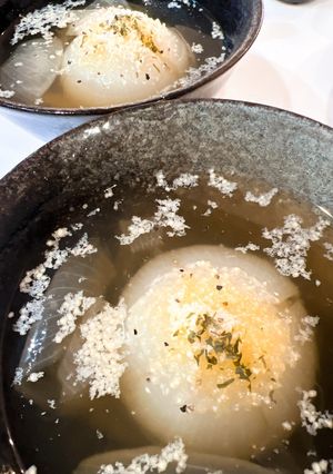 炊飯器で簡単　新玉ねぎ丸ごとスープ-レシピのメイン写真