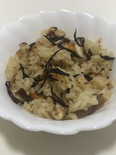 炊き込みご飯1-レシピのメイン写真