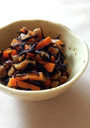 大豆のお肉とひじきの炒り煮-レシピのメイン写真
