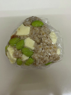 梅と枝豆のオートミールおにぎり-レシピのメイン写真
