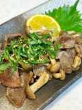 簡単☆夕飯おつまみに。豚タンしめじの檸檬大葉焼き