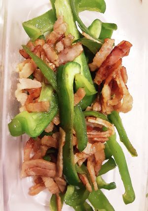 ピーマンとベーコンの醤油炒め-レシピのメイン写真
