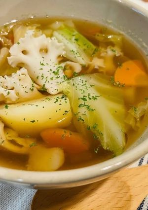ホホホタケの和風コンソメスープ-レシピのメイン写真