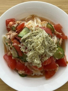 トマツナ昆布うどん-レシピのメイン写真