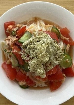 トマツナ昆布うどん-レシピのメイン写真