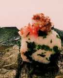 “味付け海苔々ネギ若布梅おかかおにぎり”