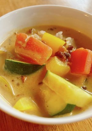 辛いカレーをマイルドに！夏野菜カレー-レシピのメイン写真