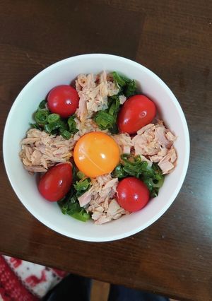 ツナとミニトマトの超簡単丼-レシピのメイン写真