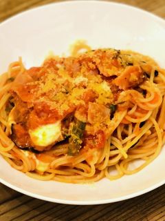 なすべーコンモッツァレラのトマトパスタ-レシピのメイン写真