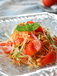 シラチャーソースで野菜3種のソムタム風♪-レシピのメイン写真