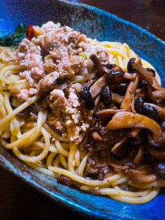 鶏そぼろと塩昆布のパスタ-レシピのメイン写真