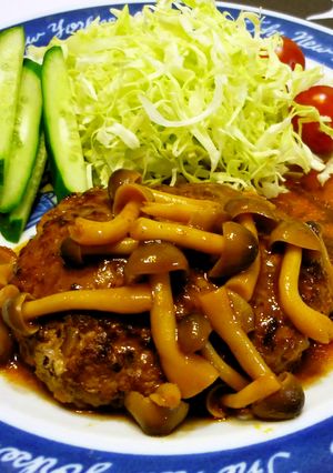 きのこソースの煮込みハンバーグ-レシピのメイン写真