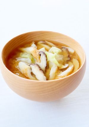 竹輪の旨味【竹輪とキャベツのお味噌汁】-レシピのメイン写真
