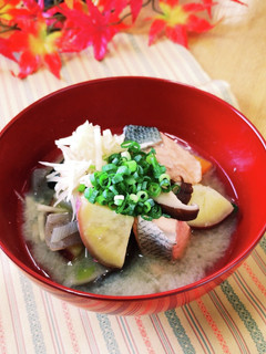 130.鮭と根菜の粕汁風-レシピのメイン写真