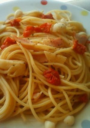 セミドライトマトとベーコンのパスタ♪-レシピのメイン写真