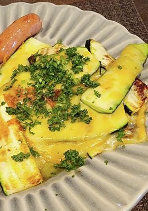 簡単！ズッキーニのチーズ焼き-レシピのメイン写真