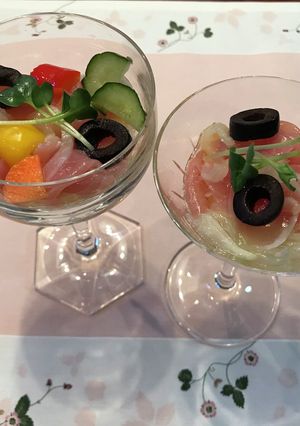 生ハムと玉ねぎとオリーブのサラダ-レシピのメイン写真