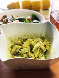 サラダチキンとアボカドの明太マヨあえ-レシピのメイン写真