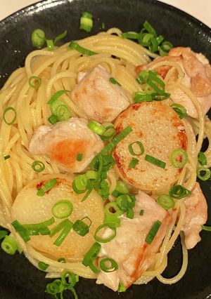 シャキホク！長芋と鶏むね肉の和風パスタ-レシピのメイン写真
