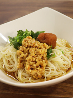 夏バテ防止!オクラ納豆そうめん-レシピのメイン写真
