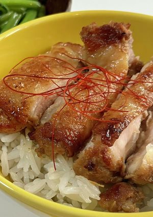 カルディのガイヤーン鶏もも丼-レシピのメイン写真