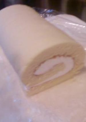 ふんわりし～っとりロールケーキ-レシピのメイン写真