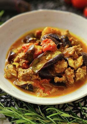 レンジ8分!ナスとミニトマトの簡単カレー-レシピのメイン写真