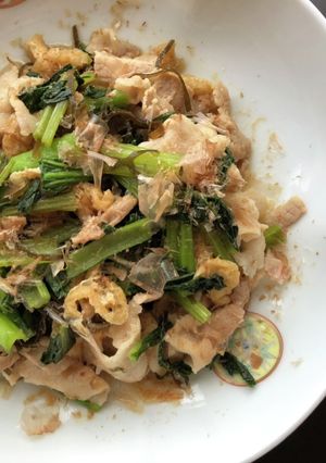 豚バラと小松菜の簡単塩昆布煮浸し-レシピのメイン写真