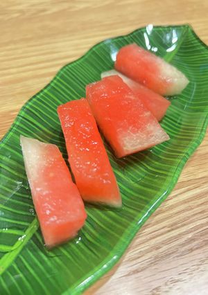 かくし味で!スイカの皮の簡単浅漬け-レシピのメイン写真